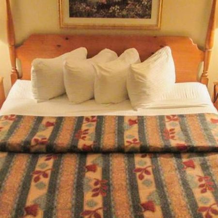 Magnuson Grand Pioneer Inn And Suites Escanaba Ngoại thất bức ảnh