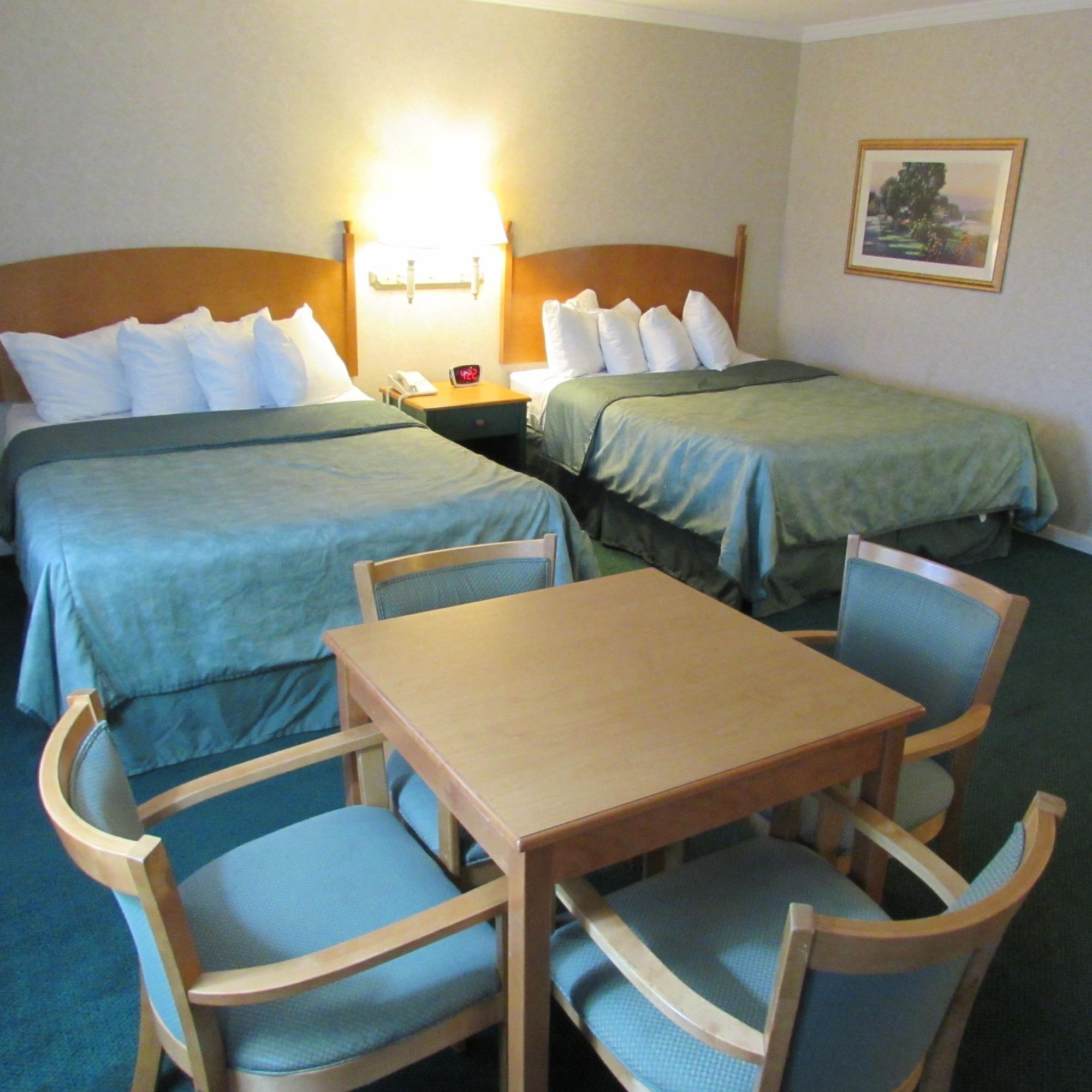 Magnuson Grand Pioneer Inn And Suites Escanaba Ngoại thất bức ảnh
