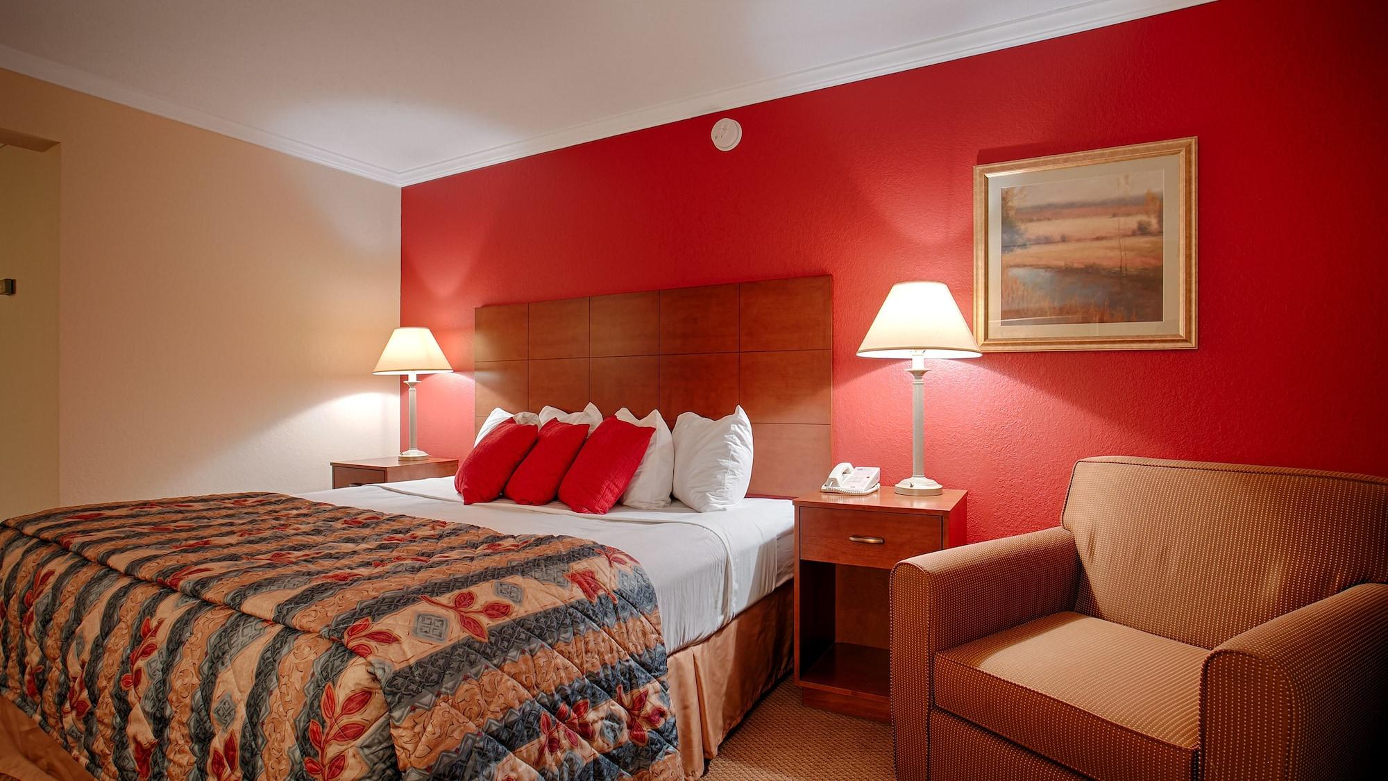 Magnuson Grand Pioneer Inn And Suites Escanaba Ngoại thất bức ảnh