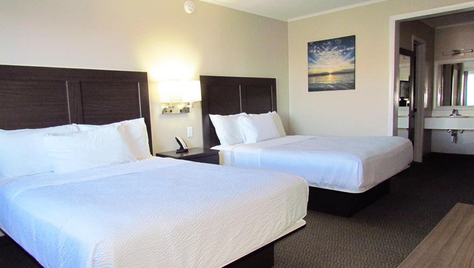 Magnuson Grand Pioneer Inn And Suites Escanaba Ngoại thất bức ảnh