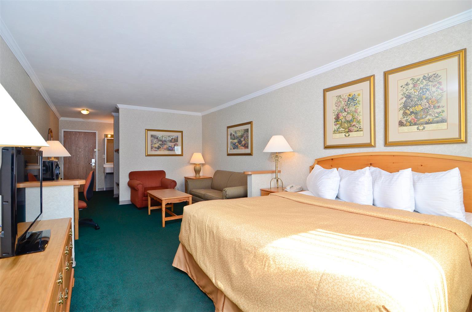 Magnuson Grand Pioneer Inn And Suites Escanaba Ngoại thất bức ảnh
