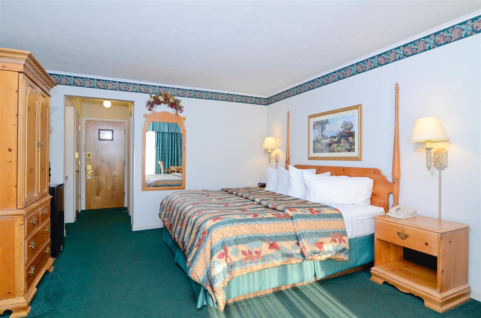 Magnuson Grand Pioneer Inn And Suites Escanaba Phòng bức ảnh